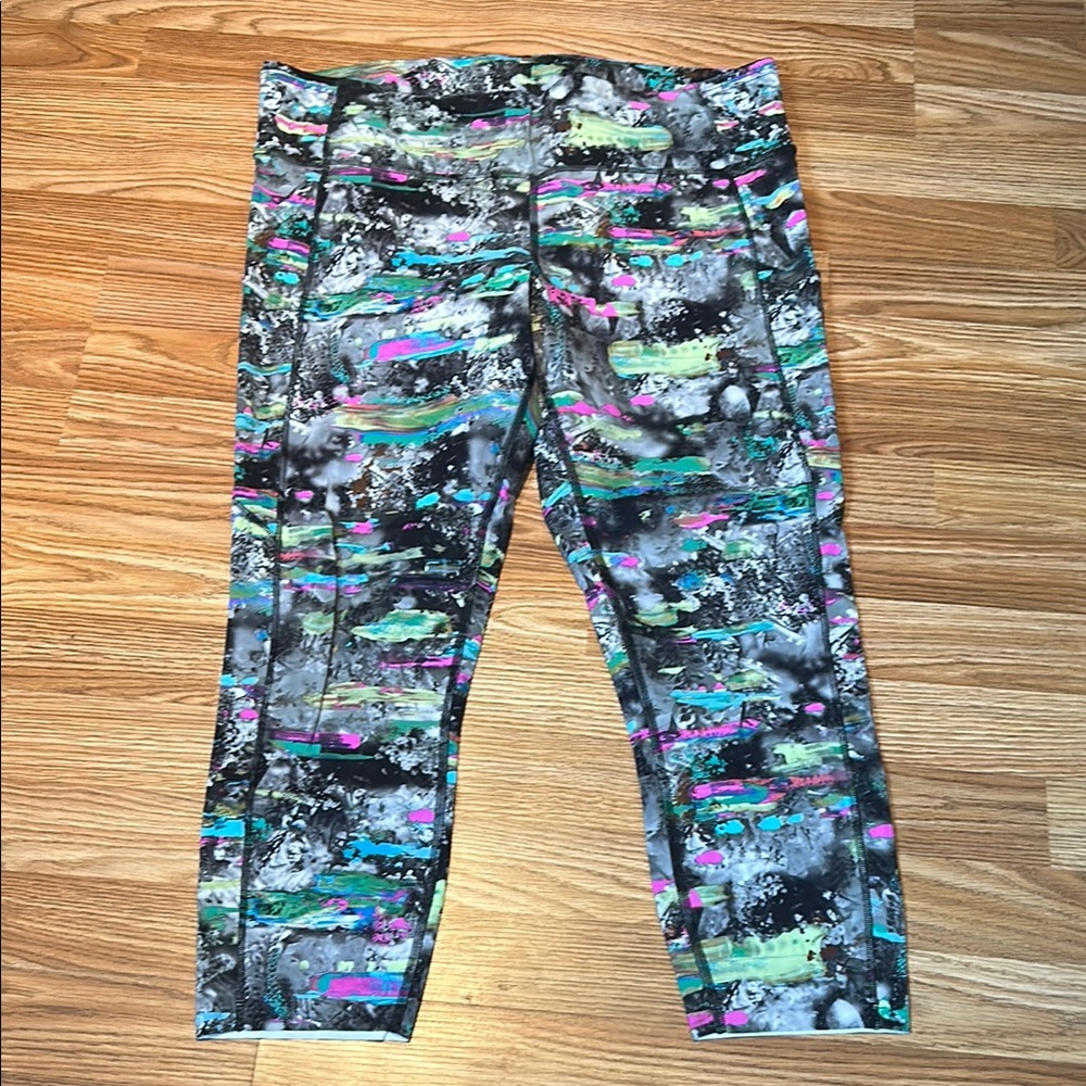 Lululemon neon glitch capris